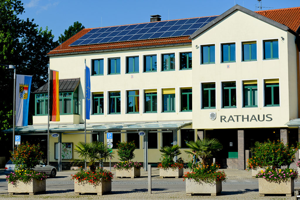 Bild vom Traunreuter Rathaus